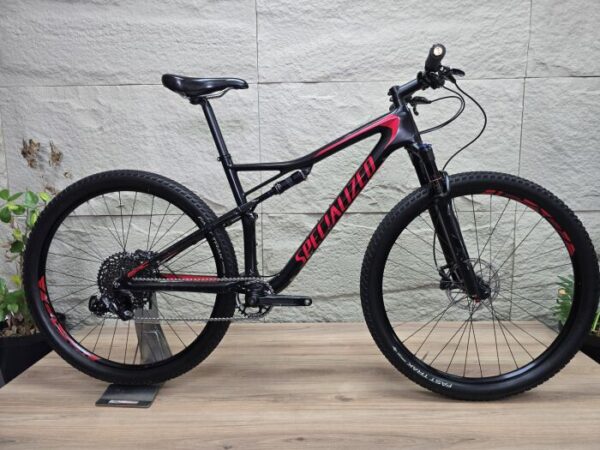SPECIALIZED EPIC COMP (L) BGR141
