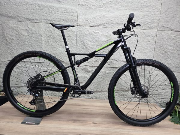 Silverback stratos (M) BG1547