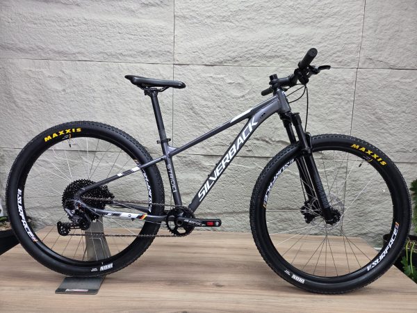 SILVERBACK STRIDE EXPERT (S)