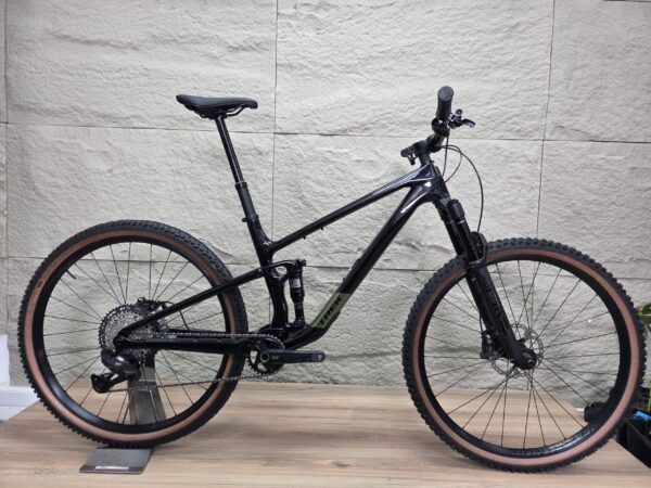 TREK TOP FUEL 9.8 (L) Bg3247