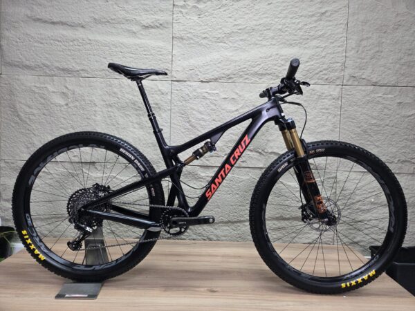 Santa Cruz Tallboy (L) BGR731
