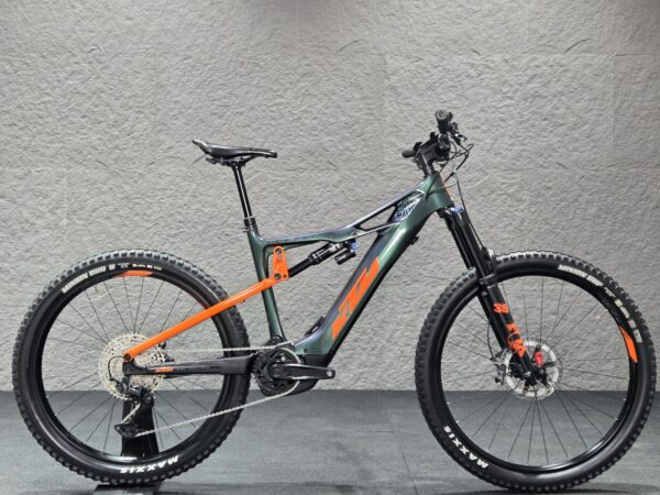 KTM MACINA KAPOHO MASTER